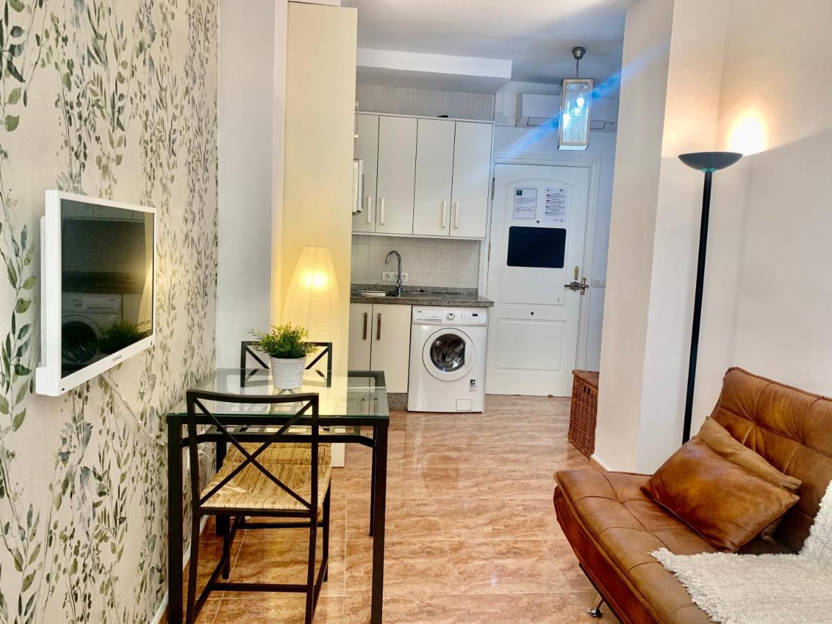 Lyrioshomes Malaga La Merced Centro Bagian luar foto